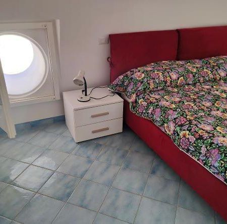 Apartamento Visitponza - La Tana Di Bacco Exterior foto